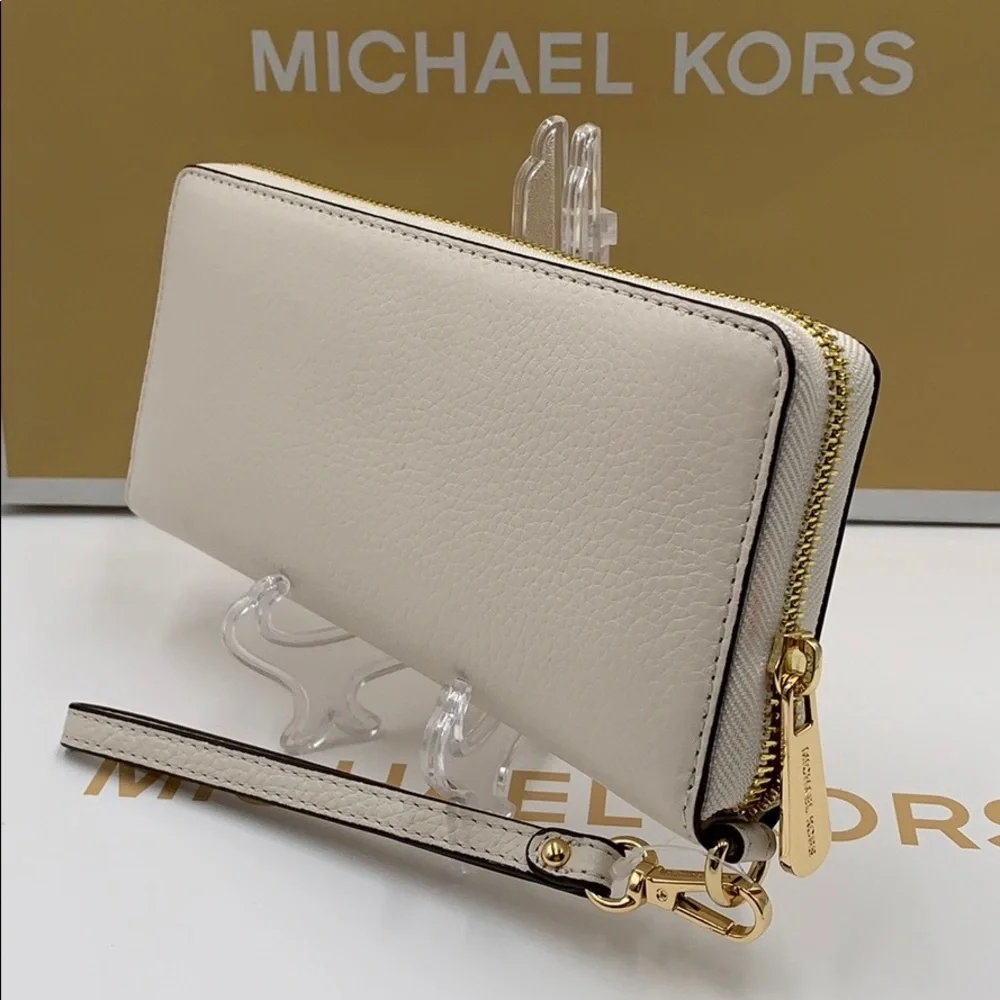 MICHAEL KORS Jet Set Travel Continental Zip Wristlet Wallet Optic White